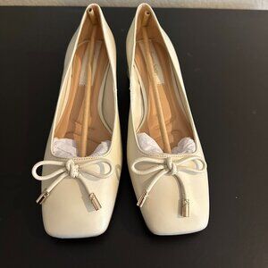 Franco Sarto Natalia Square Toe Block Heel Pumps with Bow Size